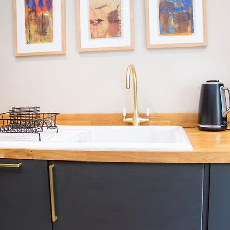 Apartmán Unique 2 Bed In The Heart Of Bath With Parking Exteriér fotografie