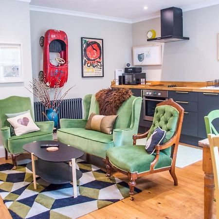 Apartmán Unique 2 Bed In The Heart Of Bath With Parking Exteriér fotografie