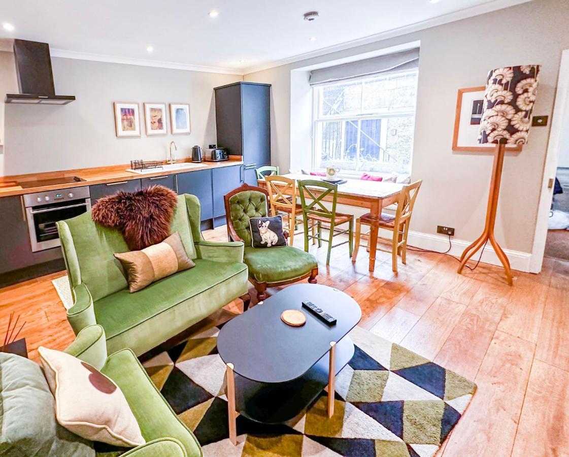 Apartmán Unique 2 Bed In The Heart Of Bath With Parking Exteriér fotografie