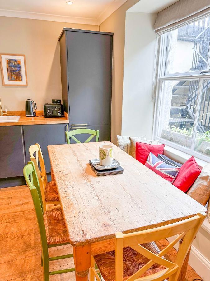 Apartmán Unique 2 Bed In The Heart Of Bath With Parking Exteriér fotografie
