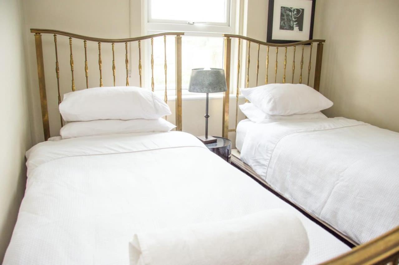 Apartmán Unique 2 Bed In The Heart Of Bath With Parking Exteriér fotografie