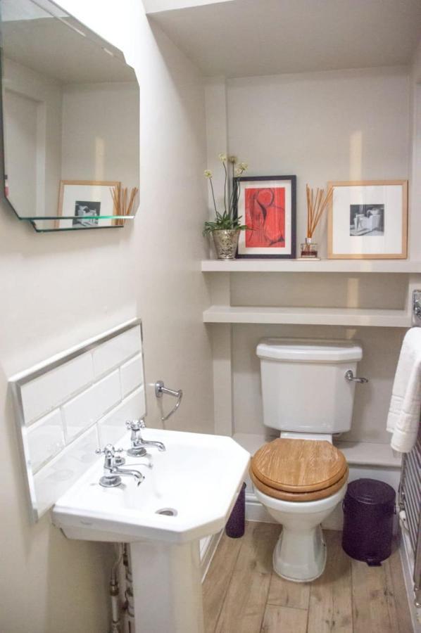 Apartmán Unique 2 Bed In The Heart Of Bath With Parking Exteriér fotografie